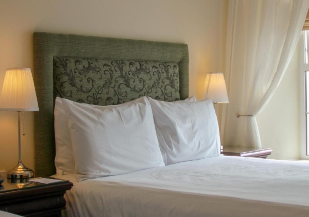 Walter Raleigh Hotel Youghal Bagian luar foto