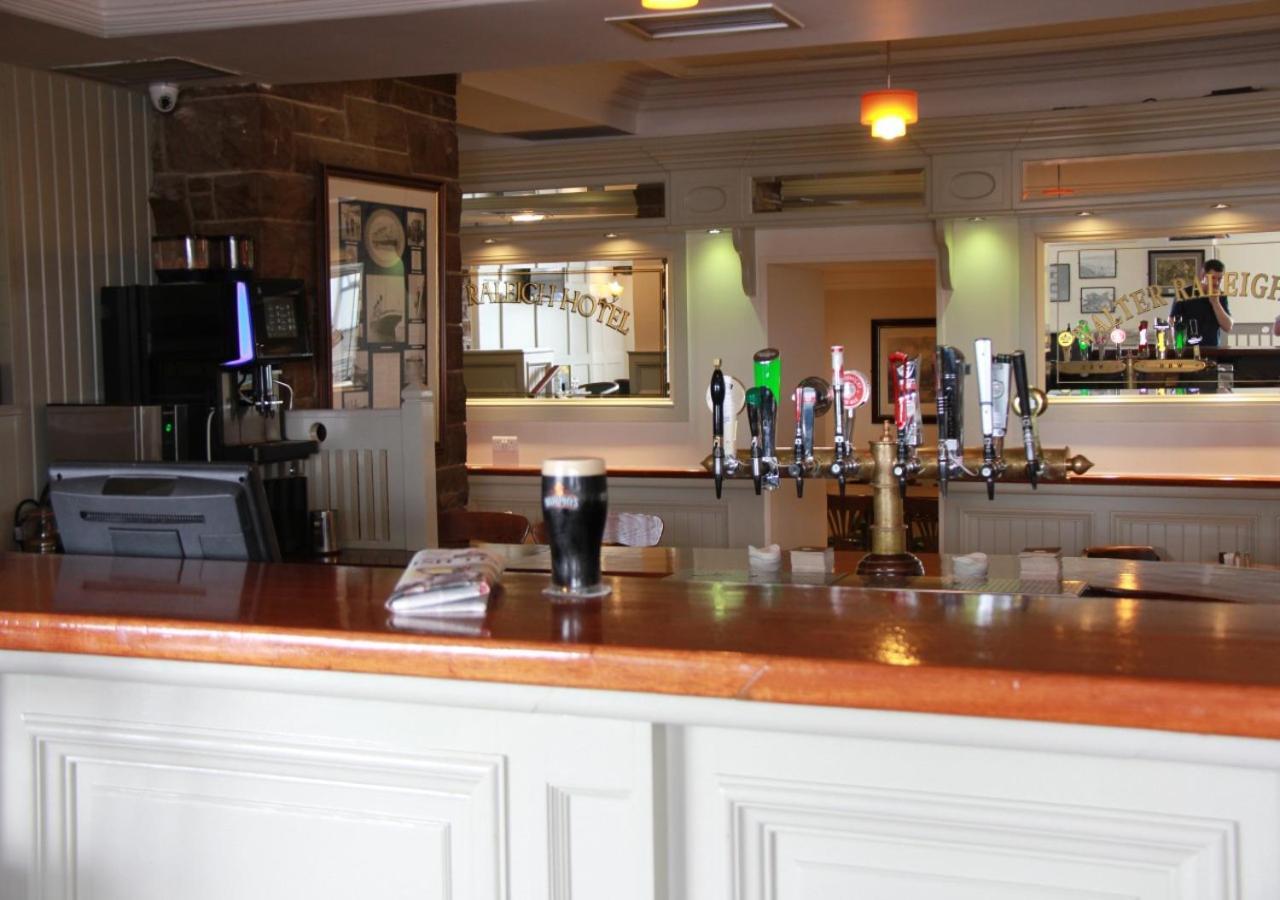 Walter Raleigh Hotel Youghal Bagian luar foto