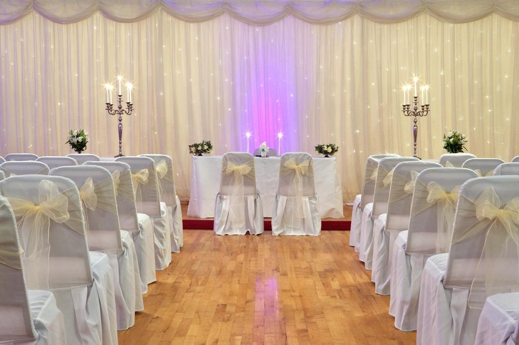Walter Raleigh Hotel Youghal Bagian luar foto