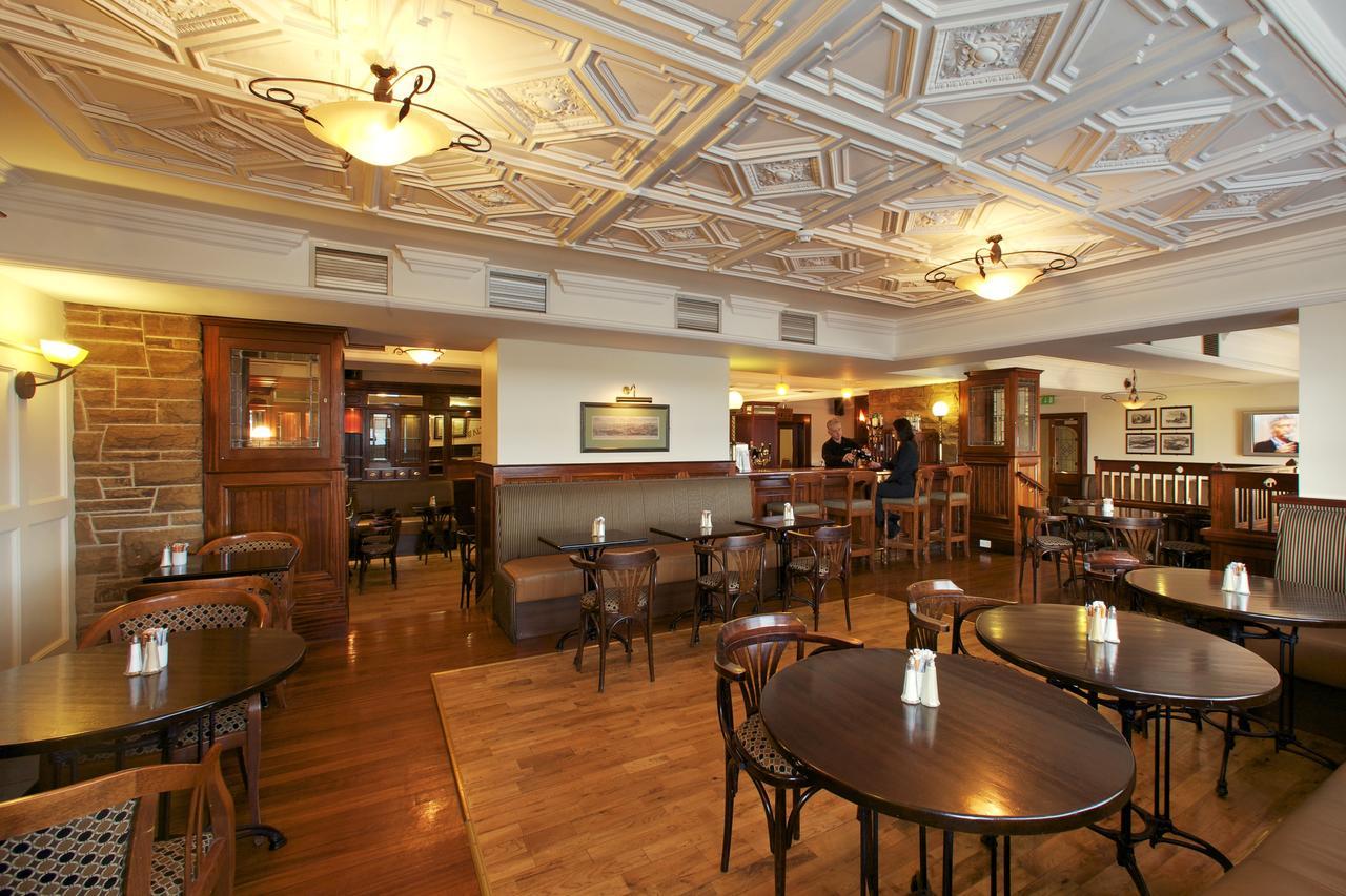 Walter Raleigh Hotel Youghal Bagian luar foto