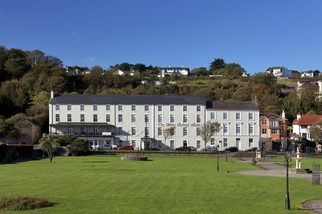Walter Raleigh Hotel Youghal Bagian luar foto