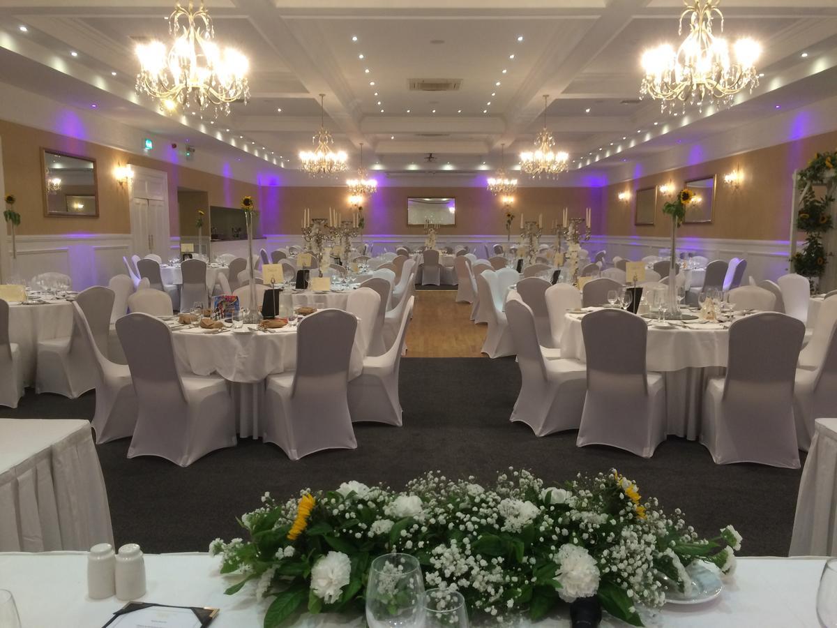 Walter Raleigh Hotel Youghal Bagian luar foto
