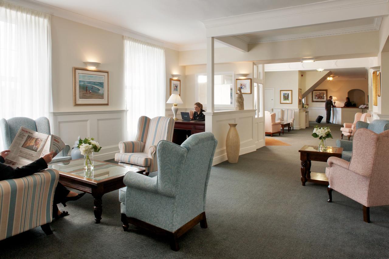 Walter Raleigh Hotel Youghal Bagian luar foto