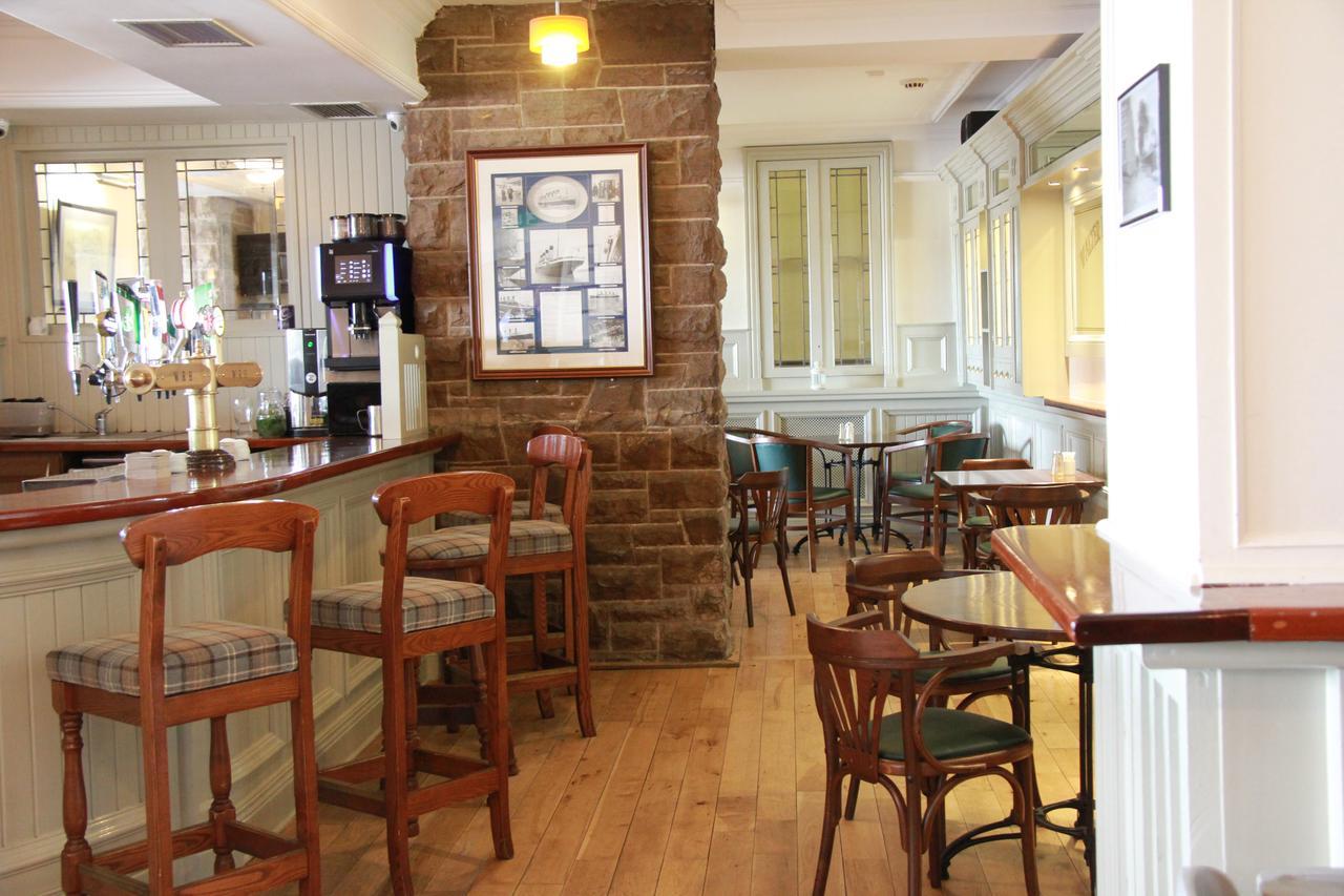 Walter Raleigh Hotel Youghal Bagian luar foto